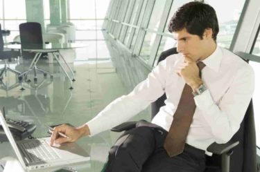 頭皮に毒素を与えない